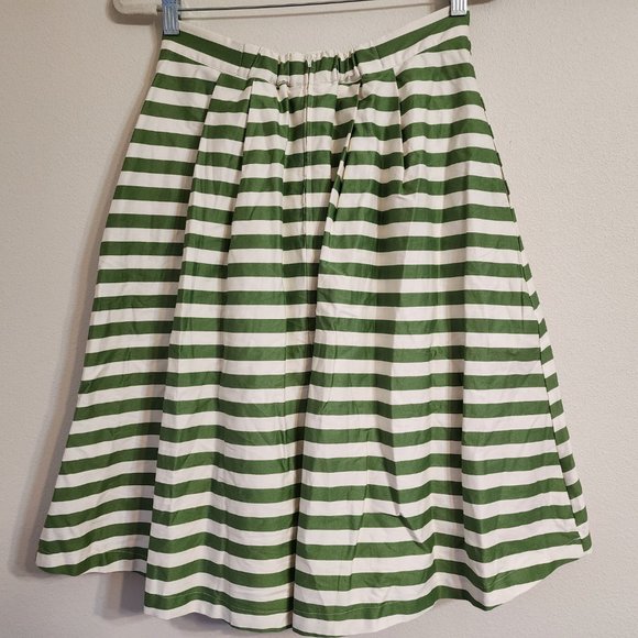 Modcloth Women Skirt A Line Pleated,M, Striped Strech, Zip, Hook Loop, Classic - Picture 3 of 15